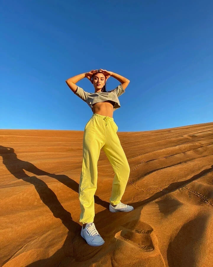 Alina Profile image 1